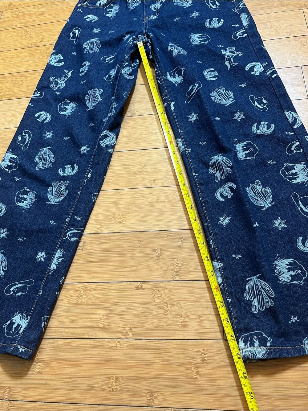 Cali1850 Cowboy Print Mid Rise Straight Leg Boho Western Jean Horseshoe - Picture 8 of 12